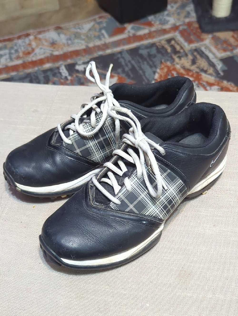 NIKE AIR T.A.C. Women's sz. 8 Black Plaid Checkered Shoes Golf Cleats 549576-001